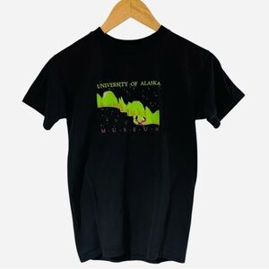 UNIVERSITY OF ALASKA Museum T-Shirt Top Vintage Single Stitch Women’s XS